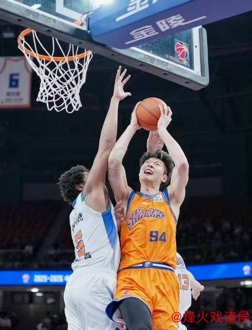 王哲林砍下22分上海击败新疆 程帅澎贡献25分浙江战胜宁波 王哲林砍下22分上海击败新疆 程帅澎贡献25分浙江战胜宁波