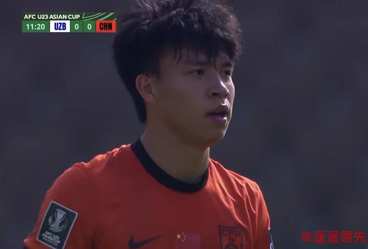 决战日本首发基本敲定！532铁阵冲冠，9人锁定主力，王钰栋替补暗藏杀招？